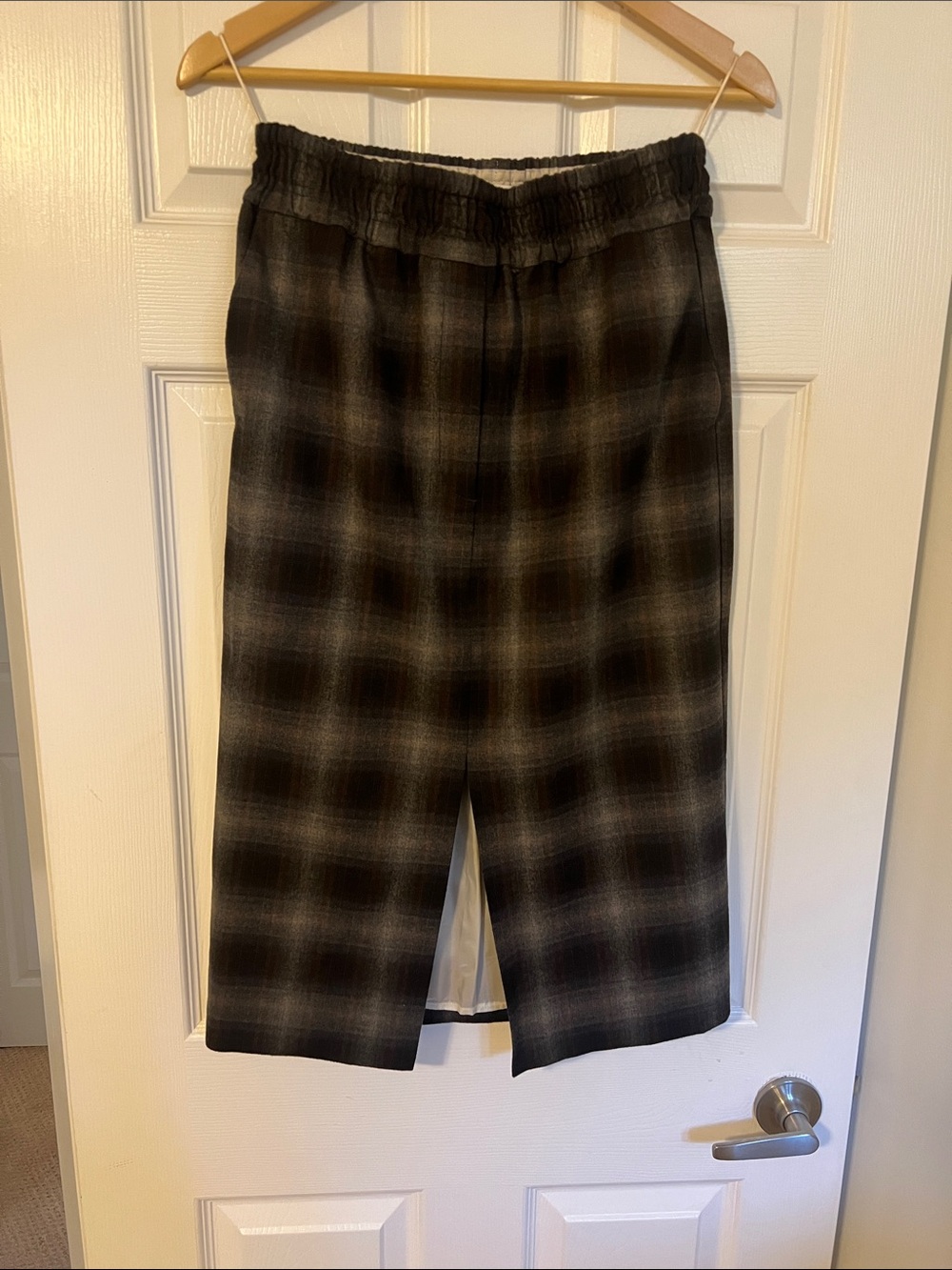 Plaid front slit Wilfred skirt - has pockets!